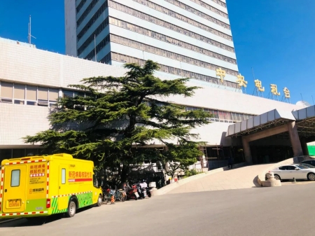 全集成新冠病毒核酸檢測移動(dòng)實(shí)驗(yàn)室提前亮相央視總臺(tái)